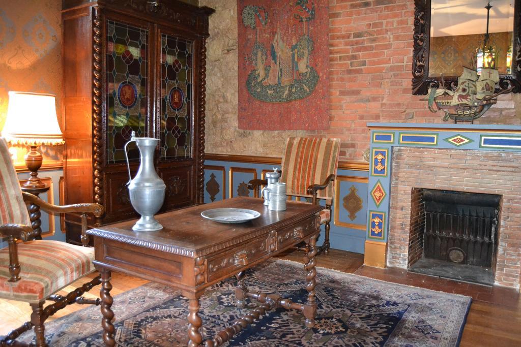 Vallon-en-Sully Chateau De Peufeilhoux المظهر الخارجي الصورة