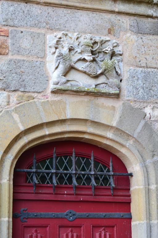 Vallon-en-Sully Chateau De Peufeilhoux المظهر الخارجي الصورة