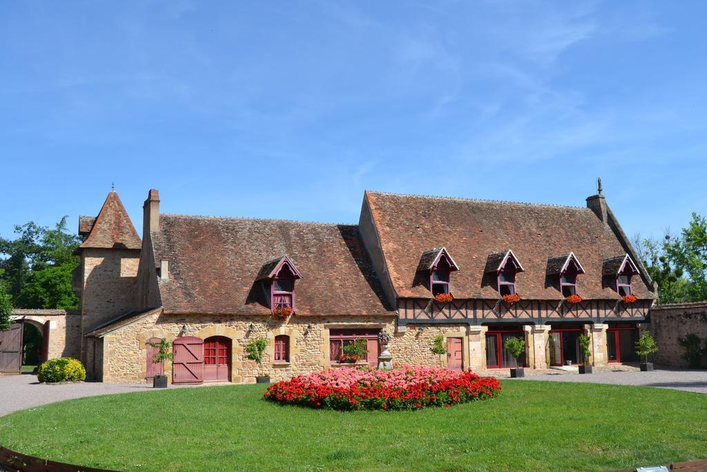 Vallon-en-Sully Chateau De Peufeilhoux المظهر الخارجي الصورة