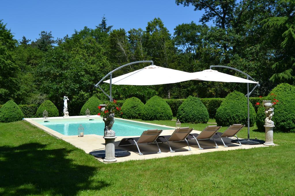 Vallon-en-Sully Chateau De Peufeilhoux المظهر الخارجي الصورة